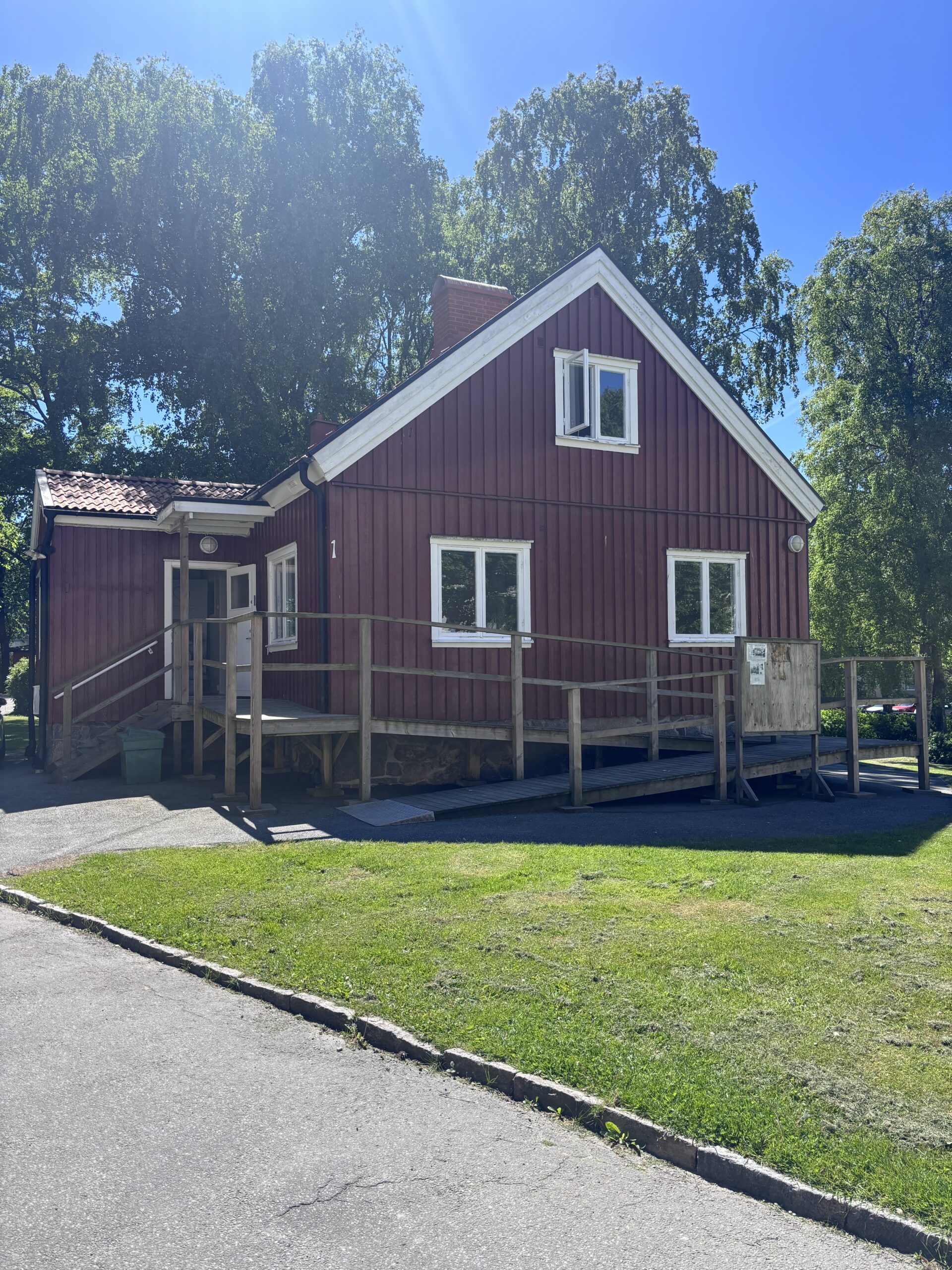 Jätteleken 1